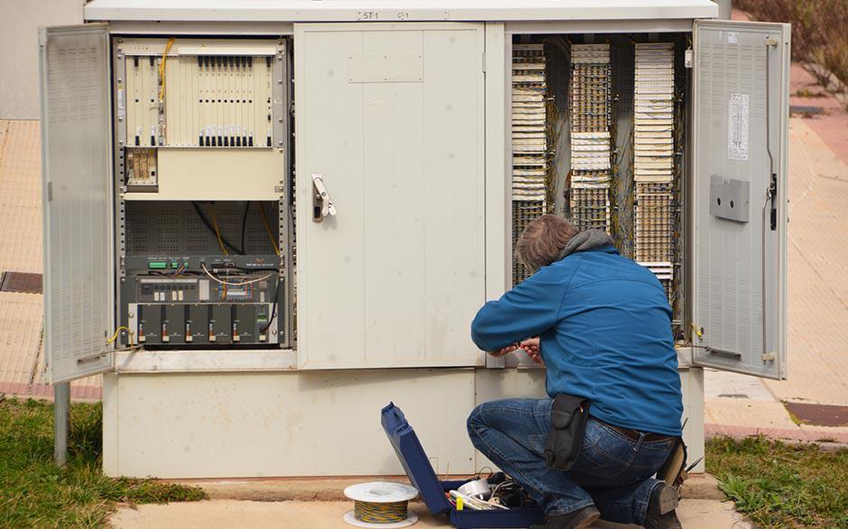 électricité entreprise La Celle-Saint-Cloud